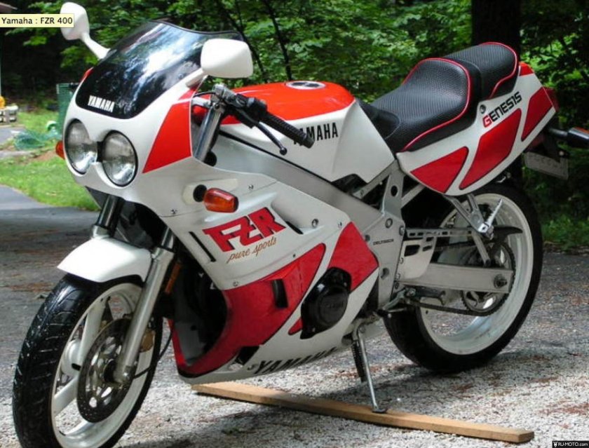 Yamaha FZR 400