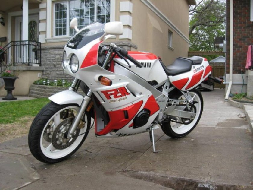 FZR 400