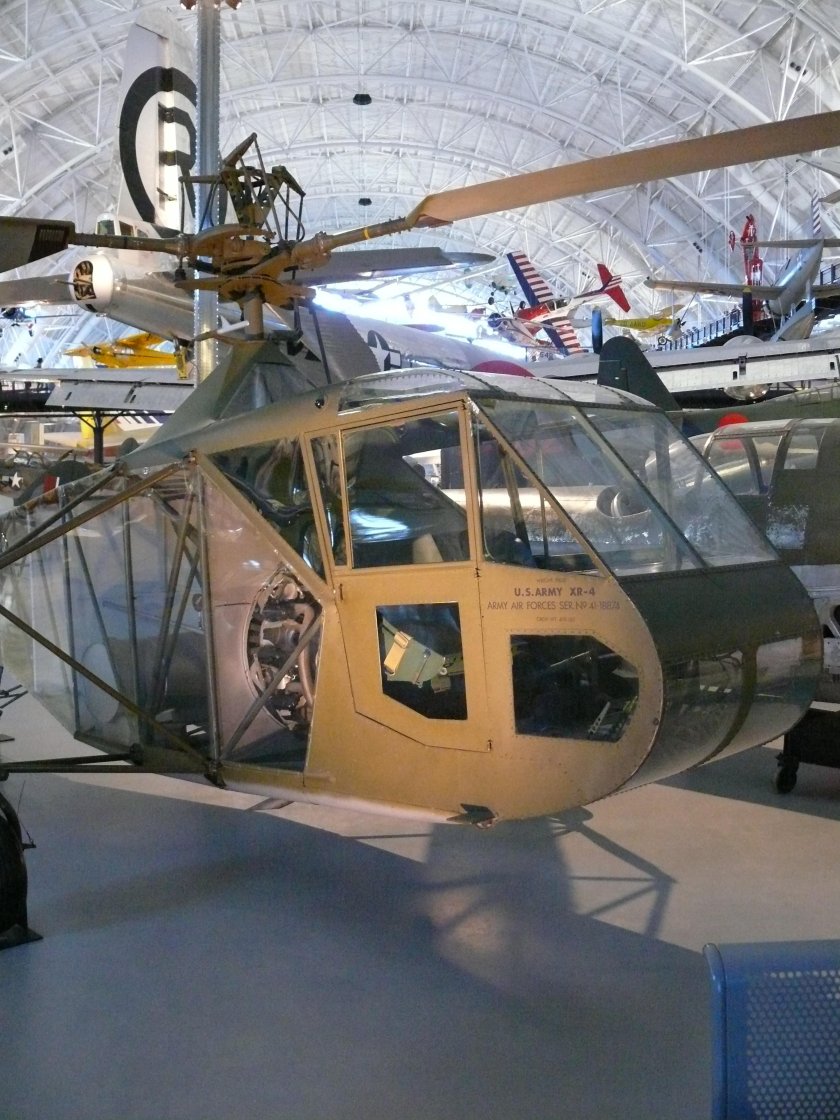 Sikorsky r-4 hoverfly