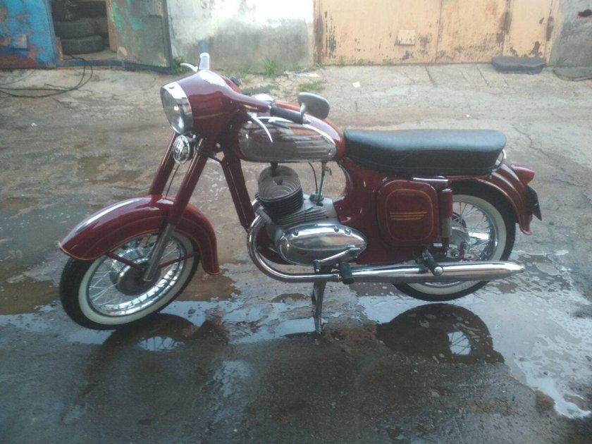 Ява старушка 1960