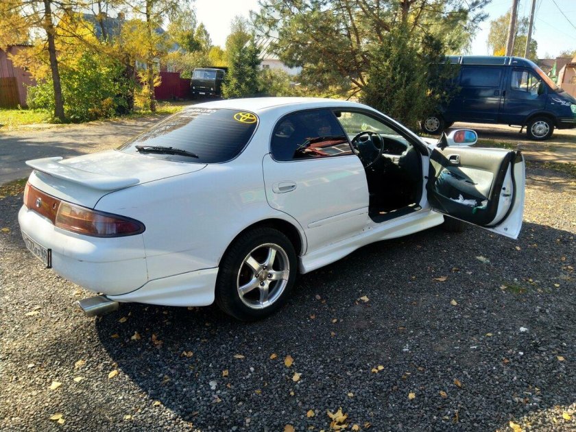 Toyota carina ed st202