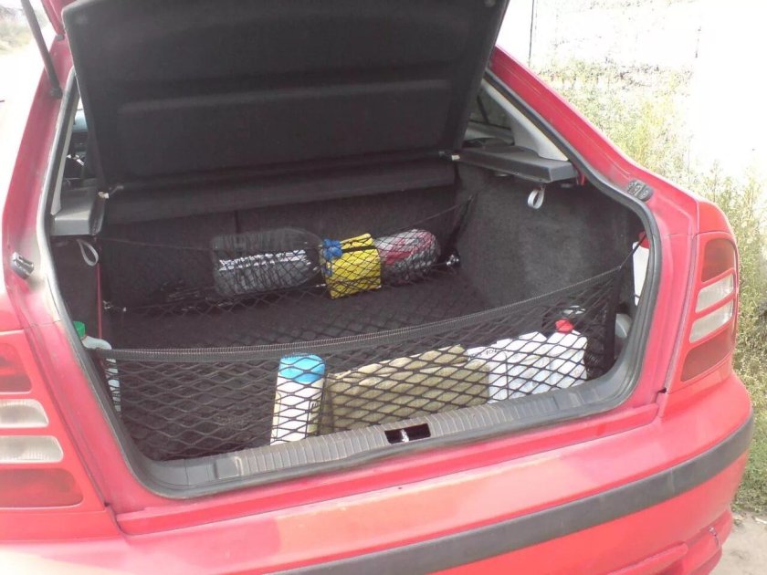 Школа Октавия тур багажник