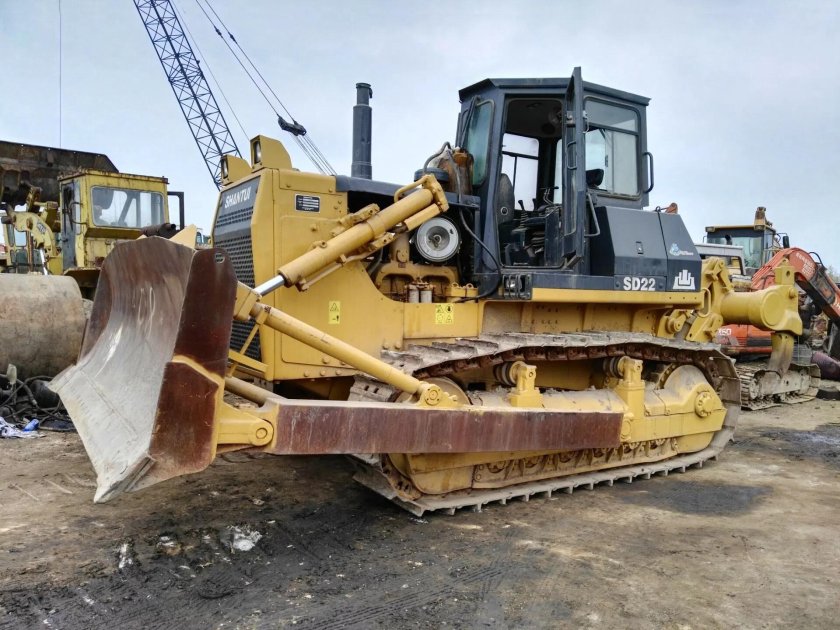 Бульдозер Shantui sd23