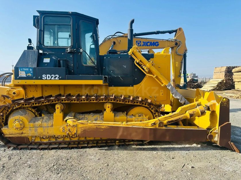 Бульдозер shantui sd22