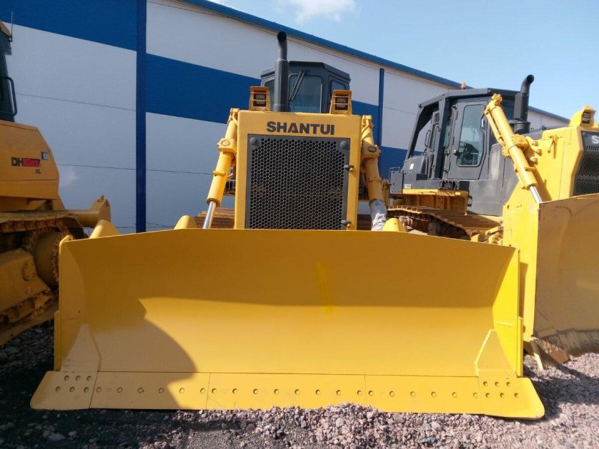 Бульдозер shantui sd 22