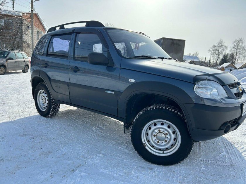 Шевроле нива 2011