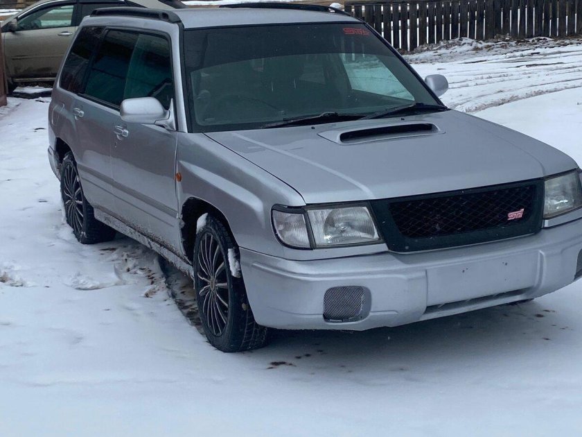 Субару форестер sf