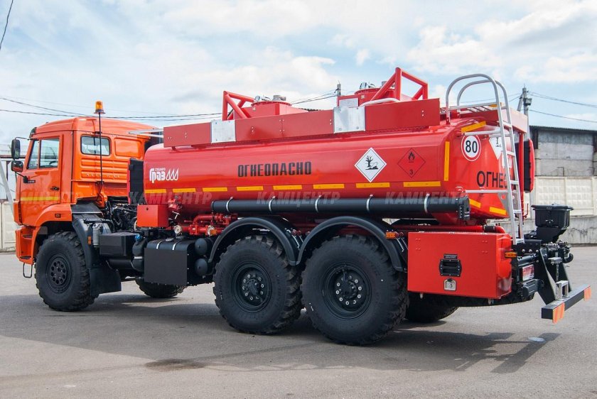 Камаз 43118 автотопливозаправщик