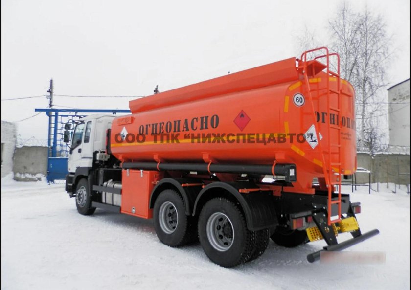 Исузу топливозаправщик