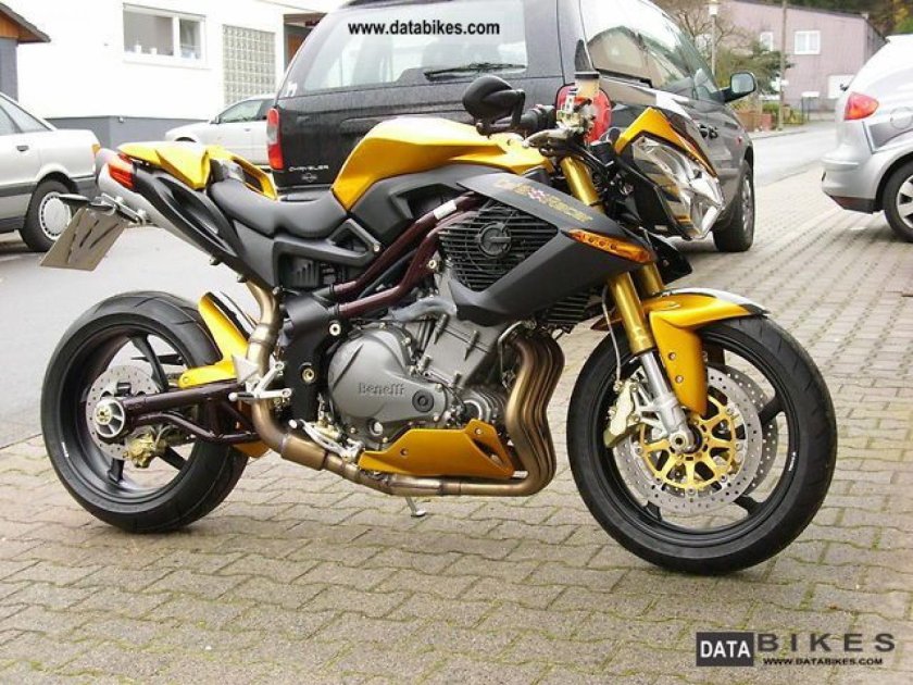 Benelli TNT 1130 Cafe Racer