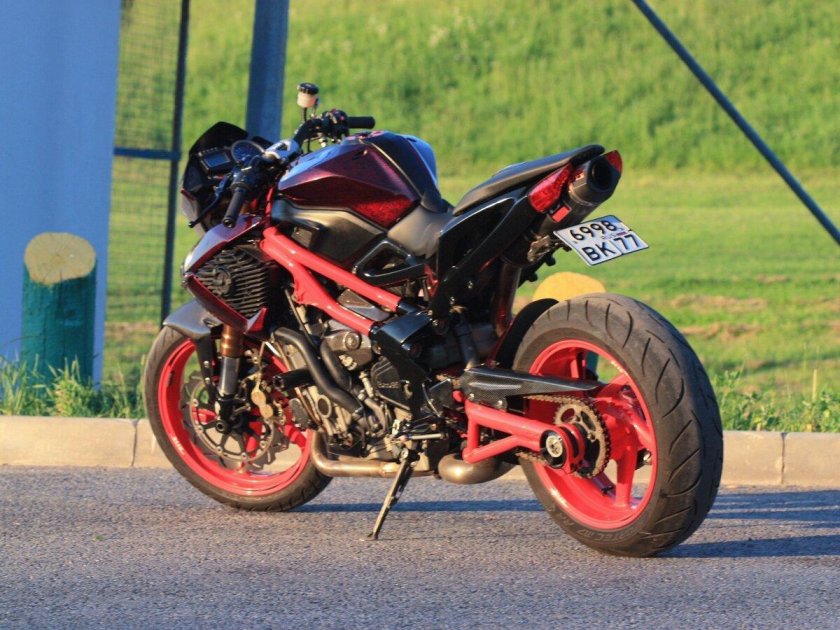 Honda cbr 600 street fighter