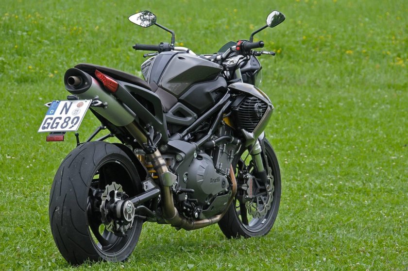 Benelli TNT 1130 Cafe Racer