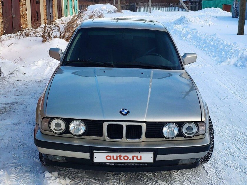 Бмв 5 1990