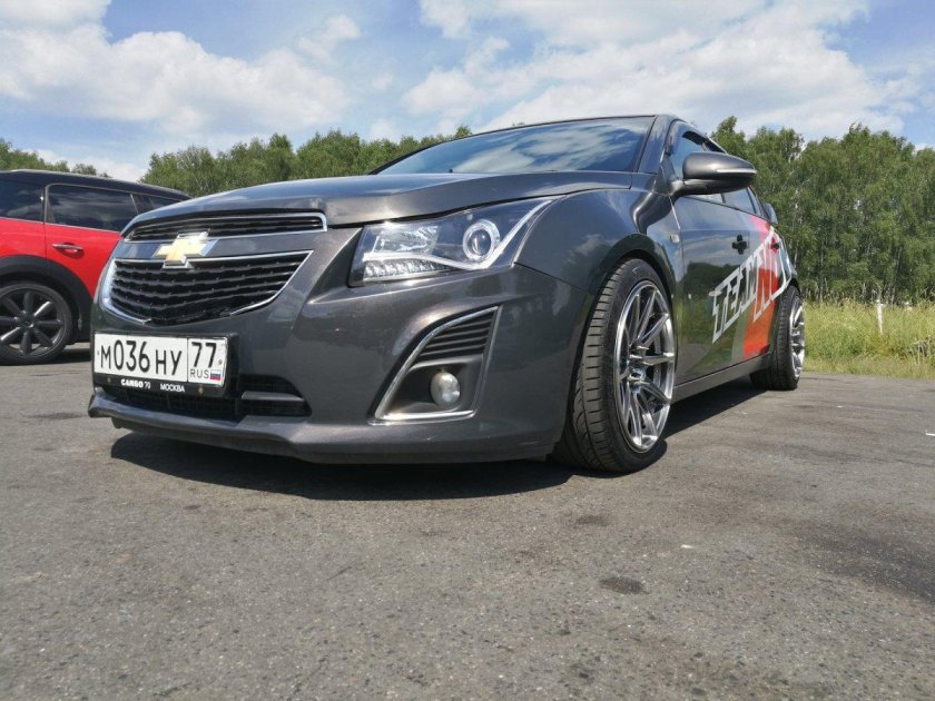 Обвес на Шевроле Круз универсал