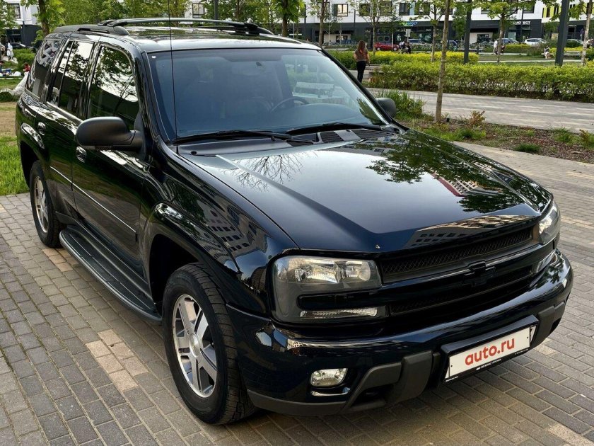 Chevrolet trailblazer 1 поколение