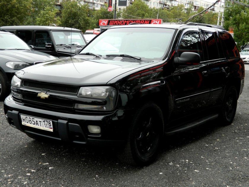 Chevrolet trailblazer 1 поколения