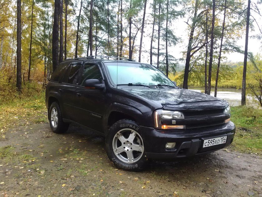 Chevrolet trailblazer 1