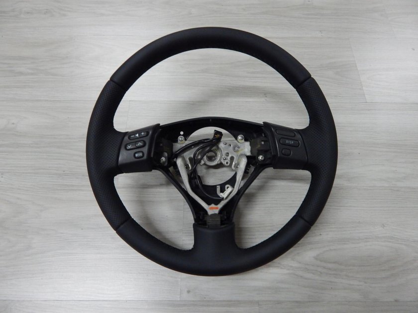 Руль тойота королла 150