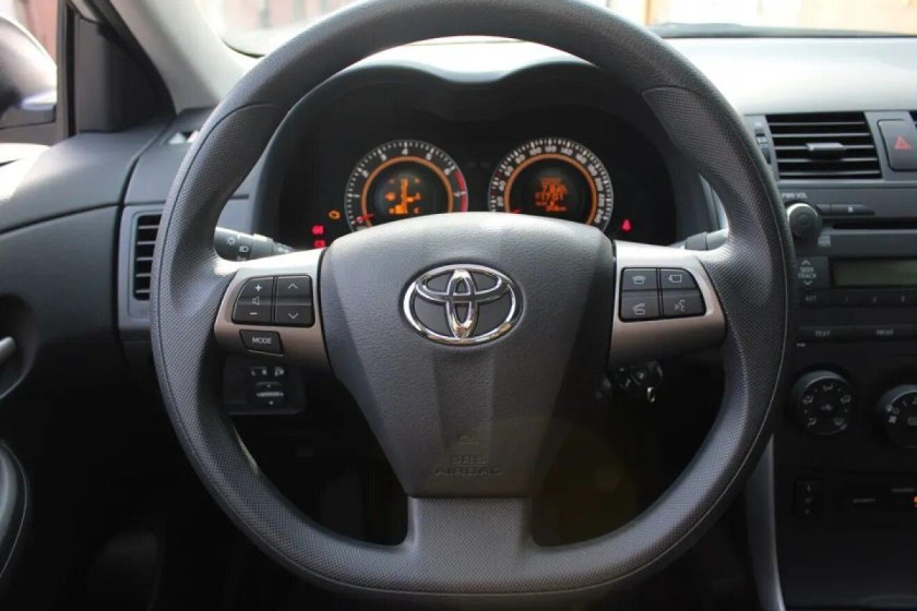 Руль Тойота Королла е150