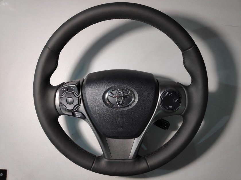 Руль Тойота рав 4