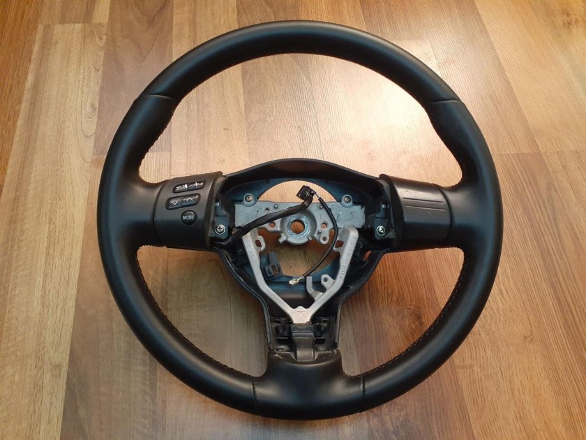 Руль тойота королла 120