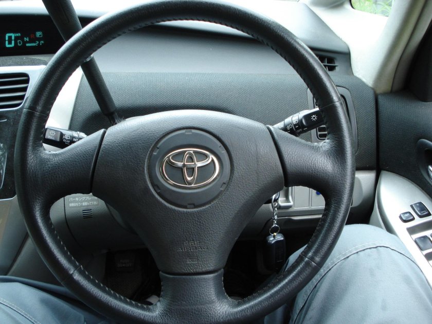 Руль Тойота Альтеза