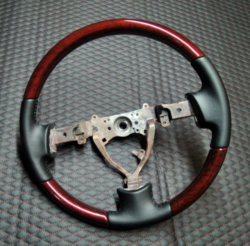 Руль Тойота Камри 50