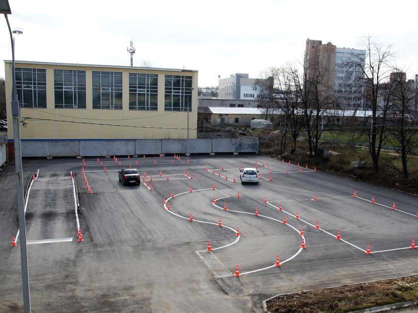 Автодром на Обручева