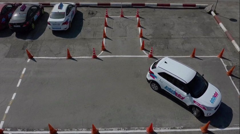 Парковка 90 градусов задним ходом