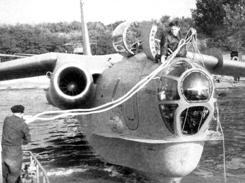 Бериев бе-10