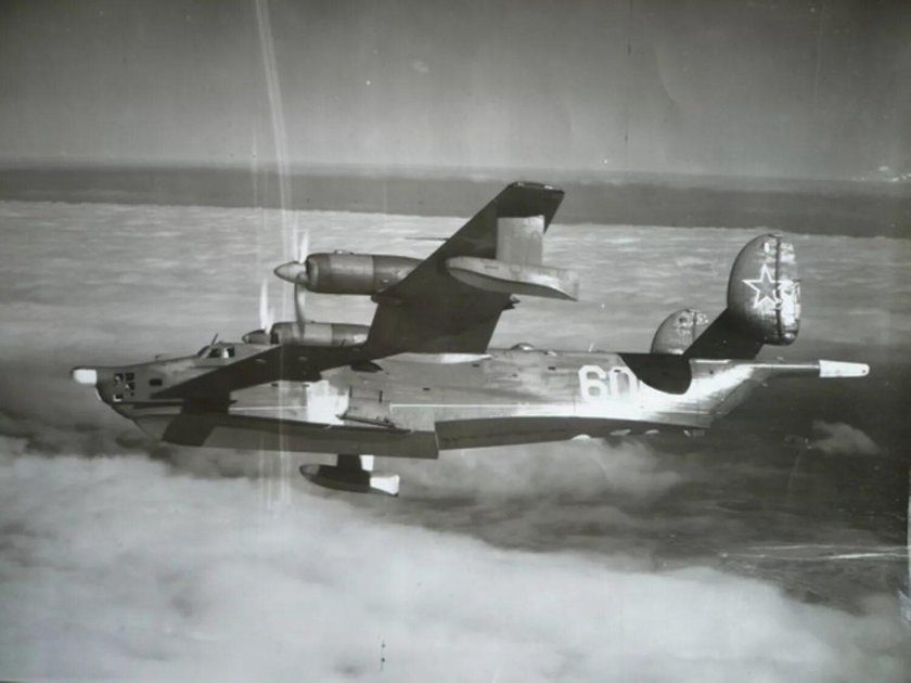 Самолёт амфибия бе-12