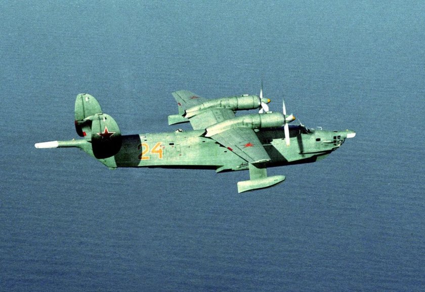 Гидросамолет бе-12