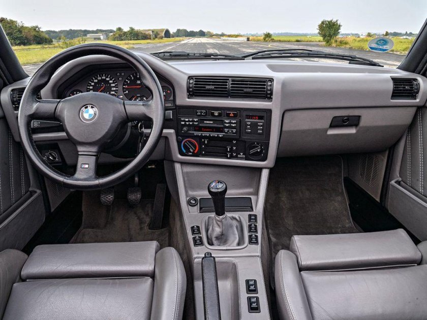 BMW 3 e30 салон