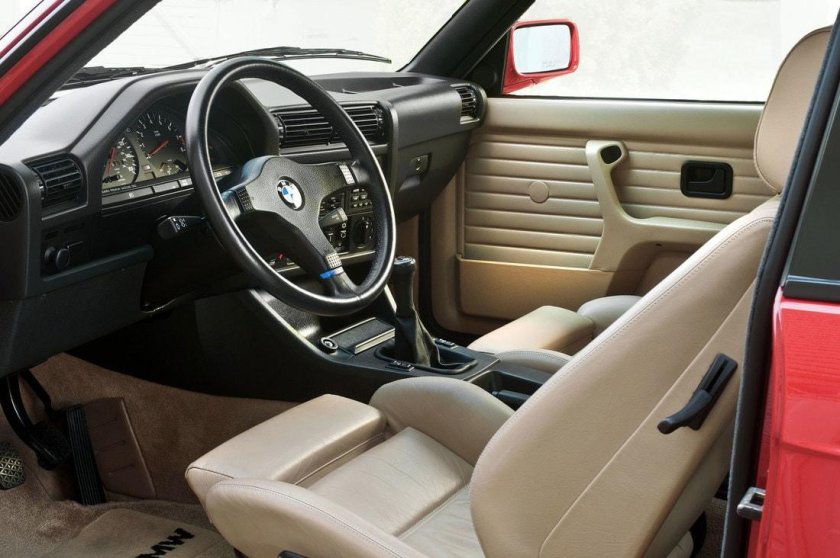 БМВ е30 интерьер