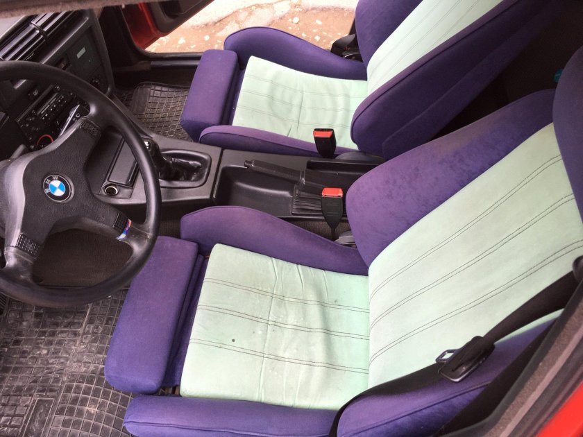 БМВ е30 салон