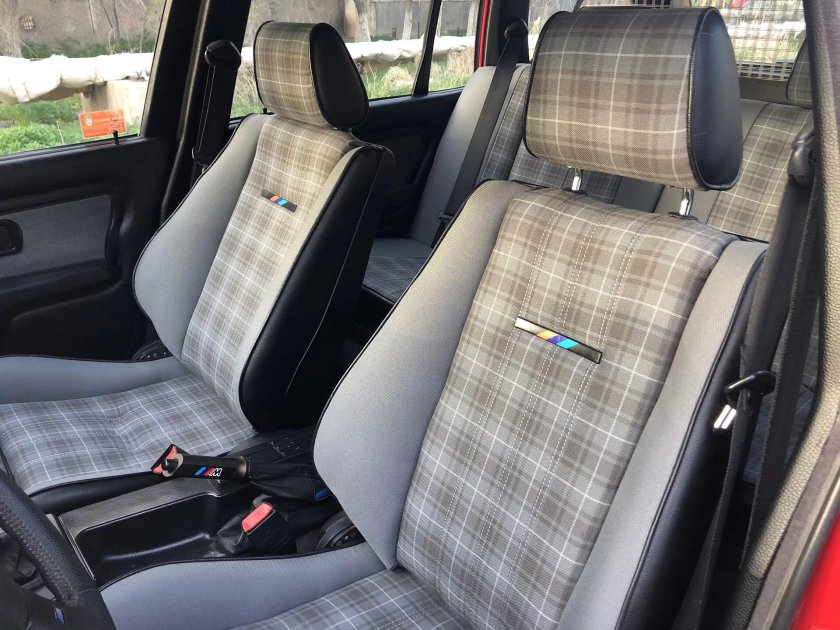 Сидения BMW e30