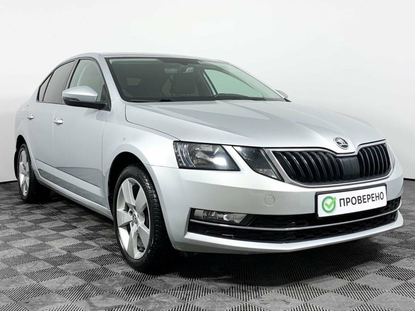 Skoda octavia 2017 серебристый