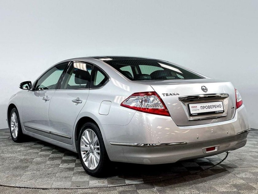 Nissan teana 2013
