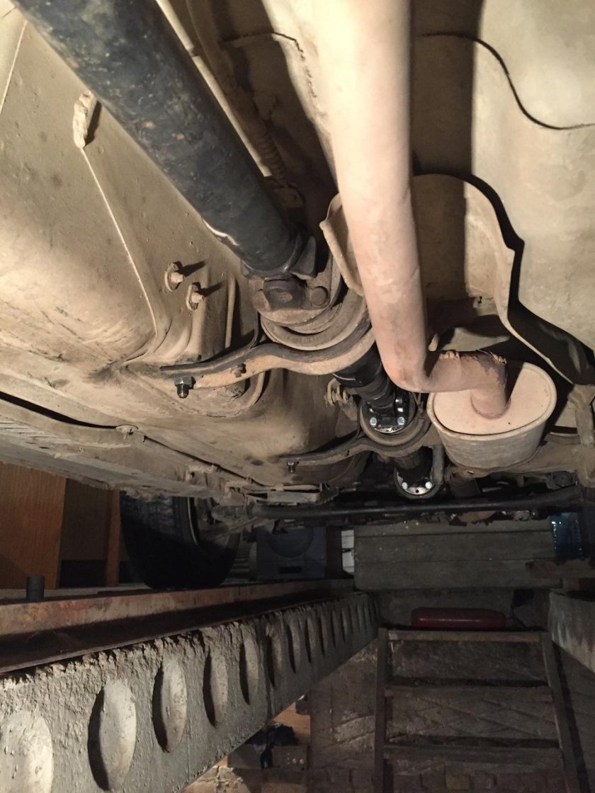 Кардан на Ниссан Санни 4wd