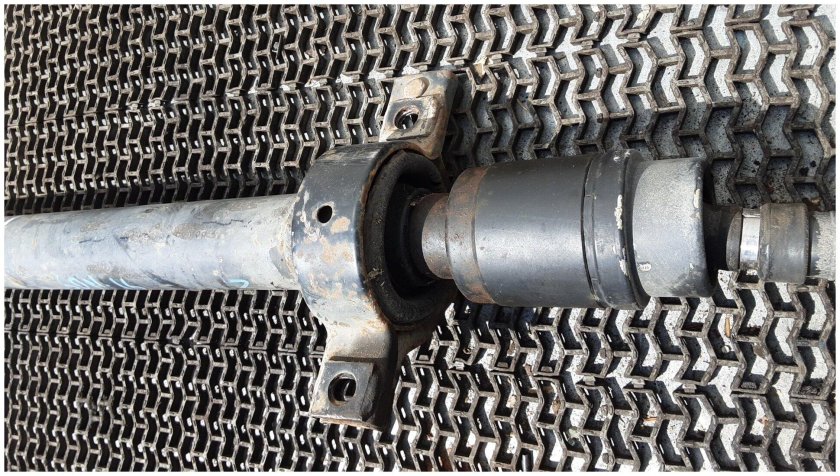 Карданный вал Ниссан Кашкай j10