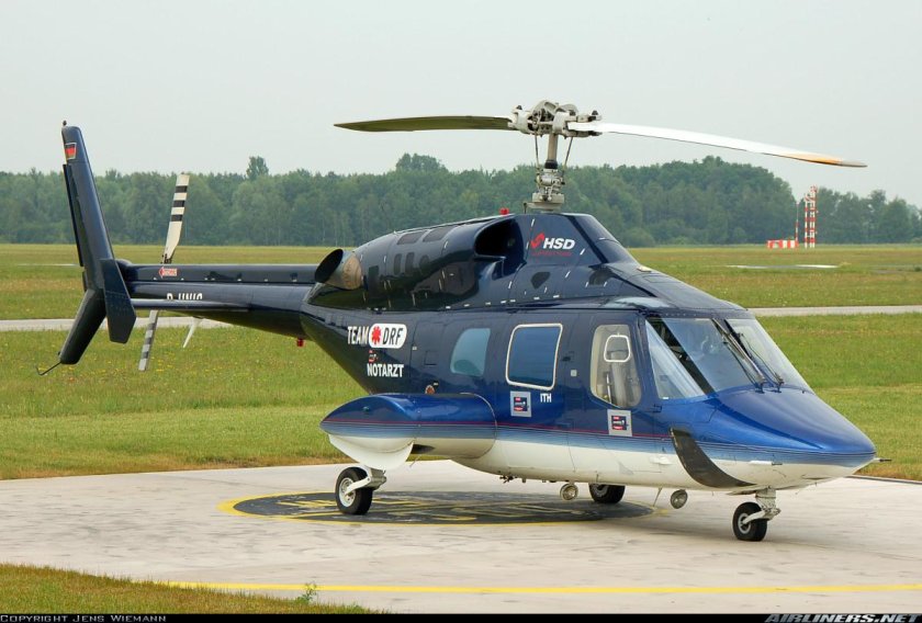 Вертолет Bell 222