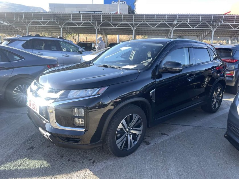 Mitsubishi asx i