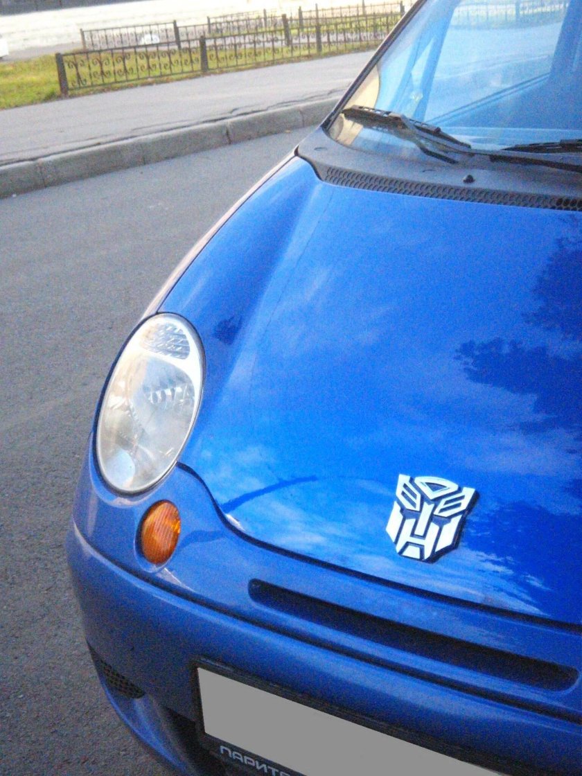 Знак Daewoo Matiz