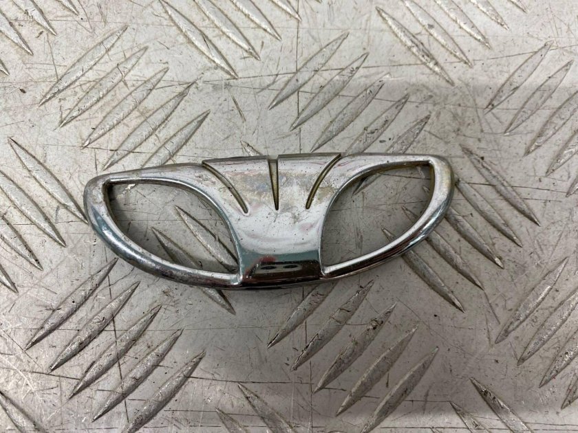 Эмблема крышки багажника daewoo