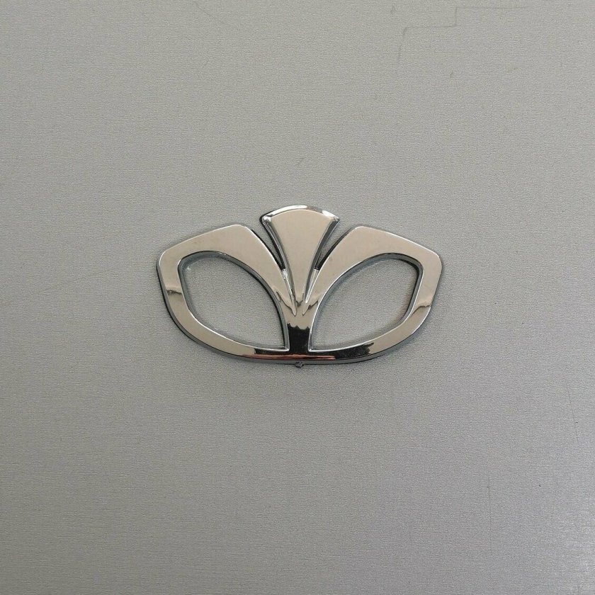 Значок Daewoo Nexia