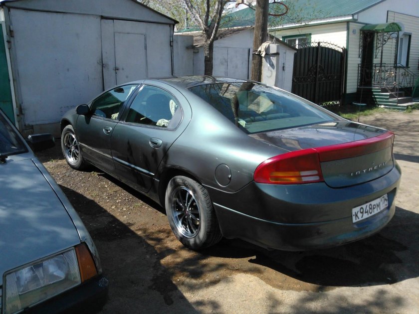 Dodge Intrepid 2
