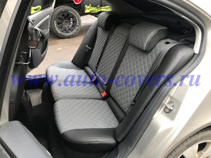 Чехлы Шкода Октавия а5 ромб