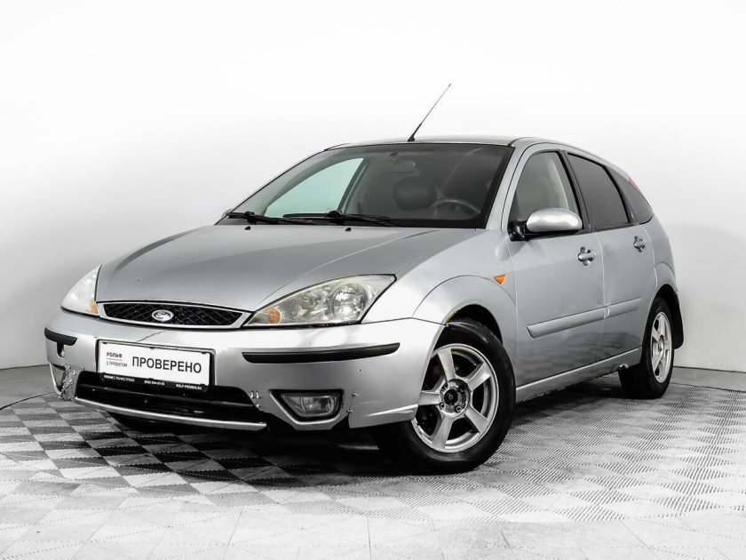 1078999 Ford Focus 1