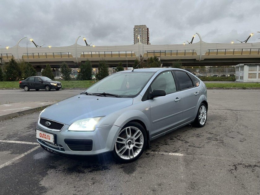 Ford Focus 2 Ghia комплектация