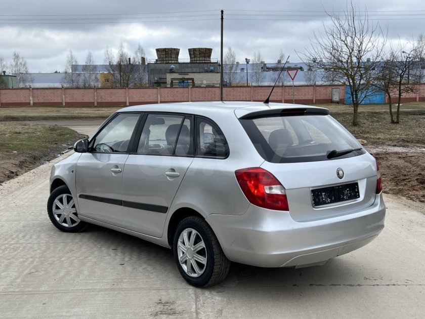 Skoda fabia 2012 1.4